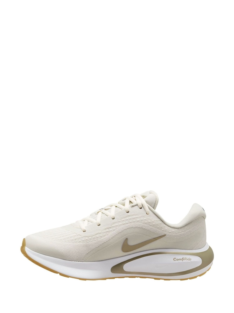 Nike Cream/Gold Journey Run Road Running Trainers - Image 2 of 4