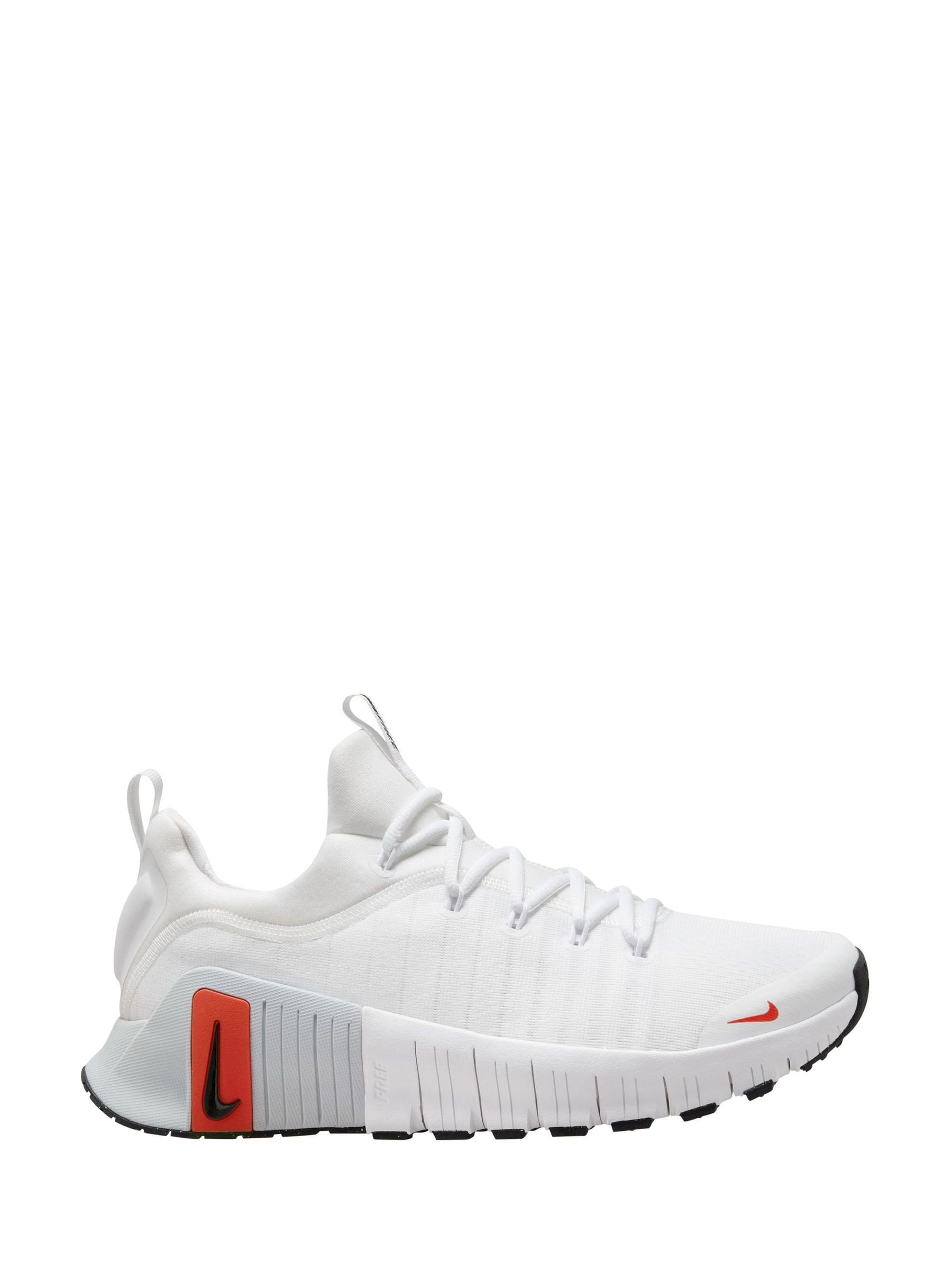 nike white red trainers