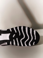 Nike Black/White Free Metcon 6 Gym Trainers - Image 6 of 19