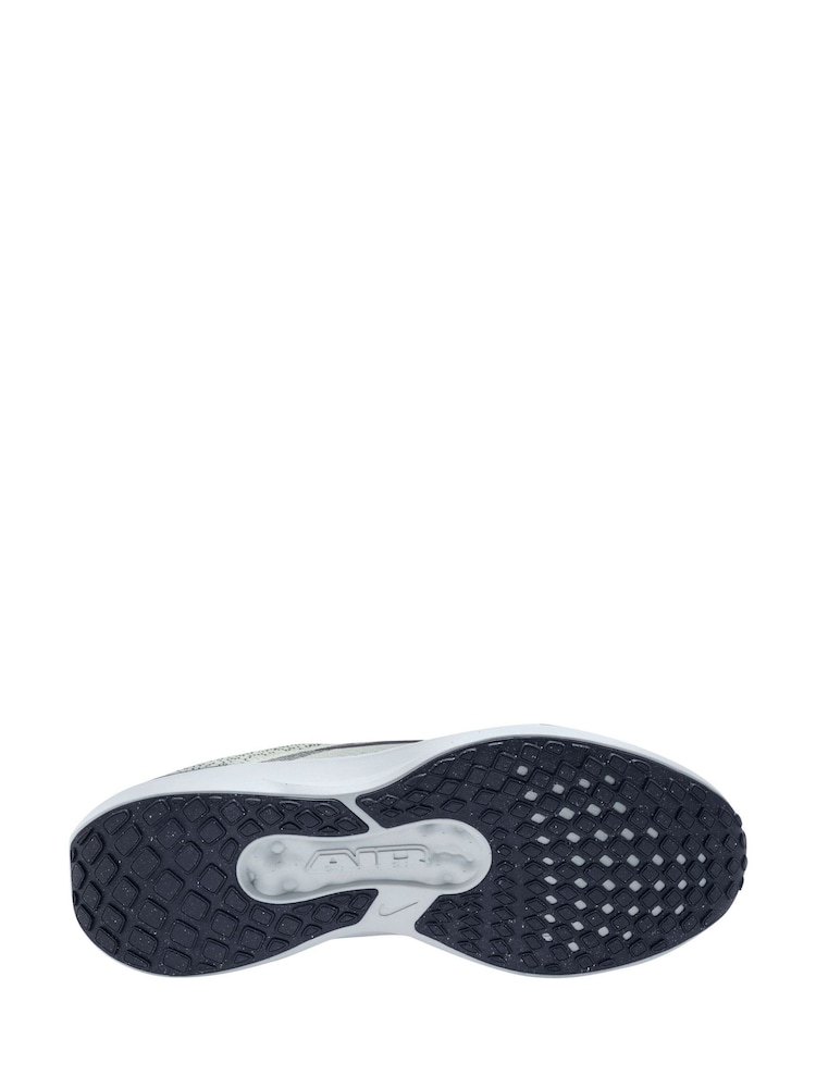 Nike Light Grey Winflo 11 Road Running Trainers - Image 5 of 5