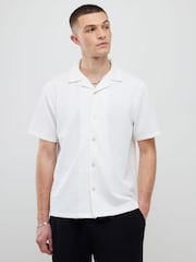 River Island Cream Regular Fit Slinky Revere Shirt - Image 3 of 4