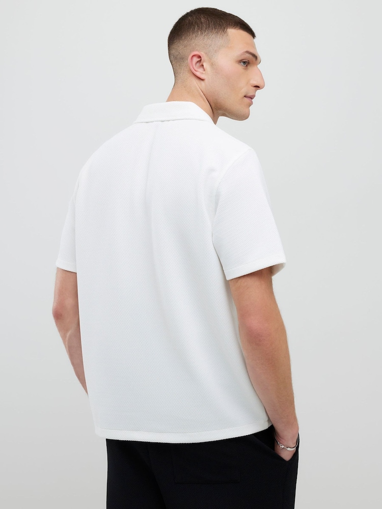 River Island Cream Regular Fit Slinky Revere Shirt - Image 4 of 4