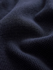 Marineblau/Oxford - V-Ausschnitt - Pullover in regulärer Passform mit Stehkragen - Bild 7 von 7