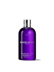 Molton Brown Relaxing Ylang Ylang 300ml Bath & Shower Gel - Image 1 of 2
