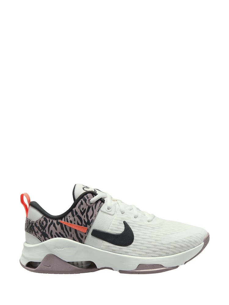 Nike Mint Green Zoom Bella 6 Gym Trainers - Image 1 of 4