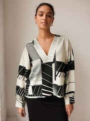 Monochrome Print V-Neck Contrast Stitch Long Sleeve Blouse - Image 3 of 7