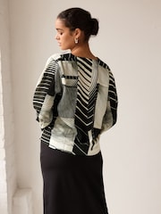 Monochrome Print V-Neck Contrast Stitch Long Sleeve Blouse - Image 4 of 7