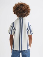 Reiss White/Airforce Blue Castle 3-9 yrs Ribbed Cuban Collar Shirt - Image 5 of 6