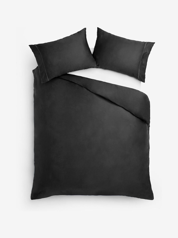 Black Collection Luxe 300 Thread Count 100% Cotton Sateen Satin Stitch Luxury Duvet Cover And Pillowcase Set - Image 4 of 5