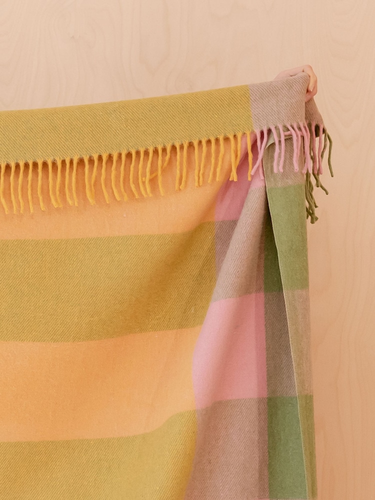 TBCo Green Bold Check Wool Blanket - Image 3 of 3 TBCo Green Bold Check Wool Blanket - Image 3 of 3