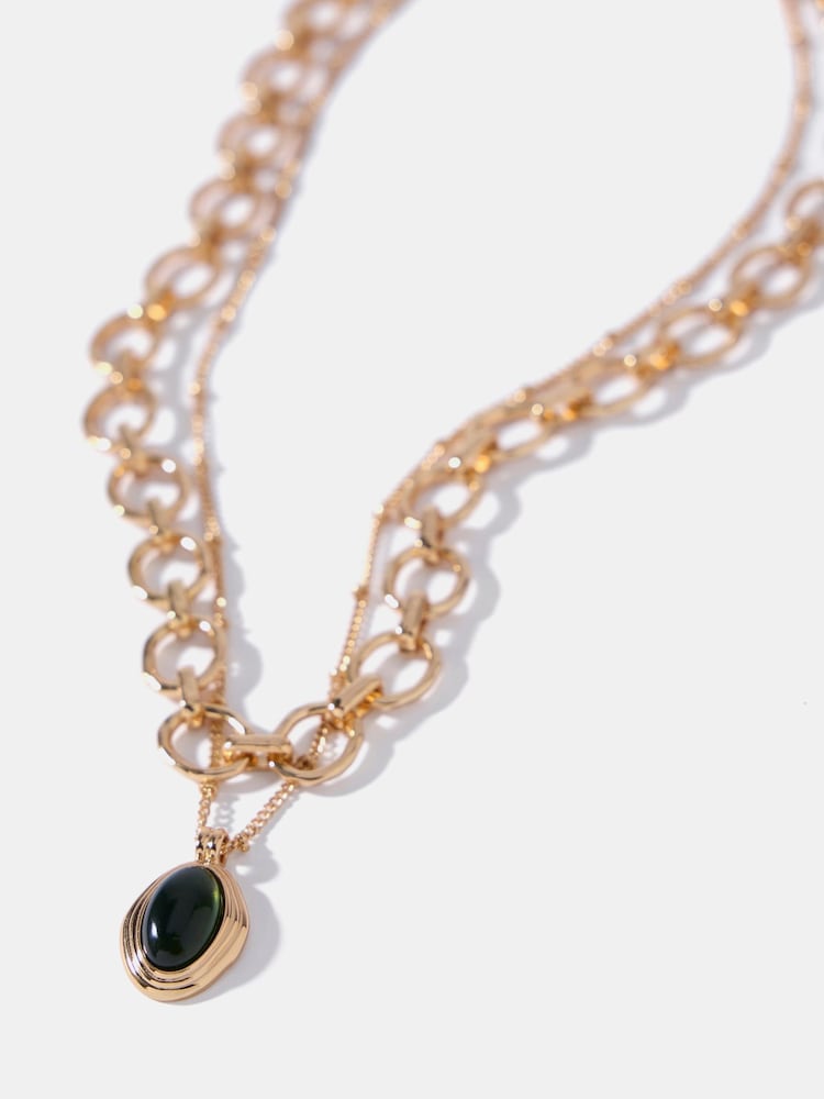 Mint Velvet Green Layered Resin Pendant Necklace - Image 2 of 4 Mint Velvet Green Layered Resin Pendant Necklace - Image 2 of 4