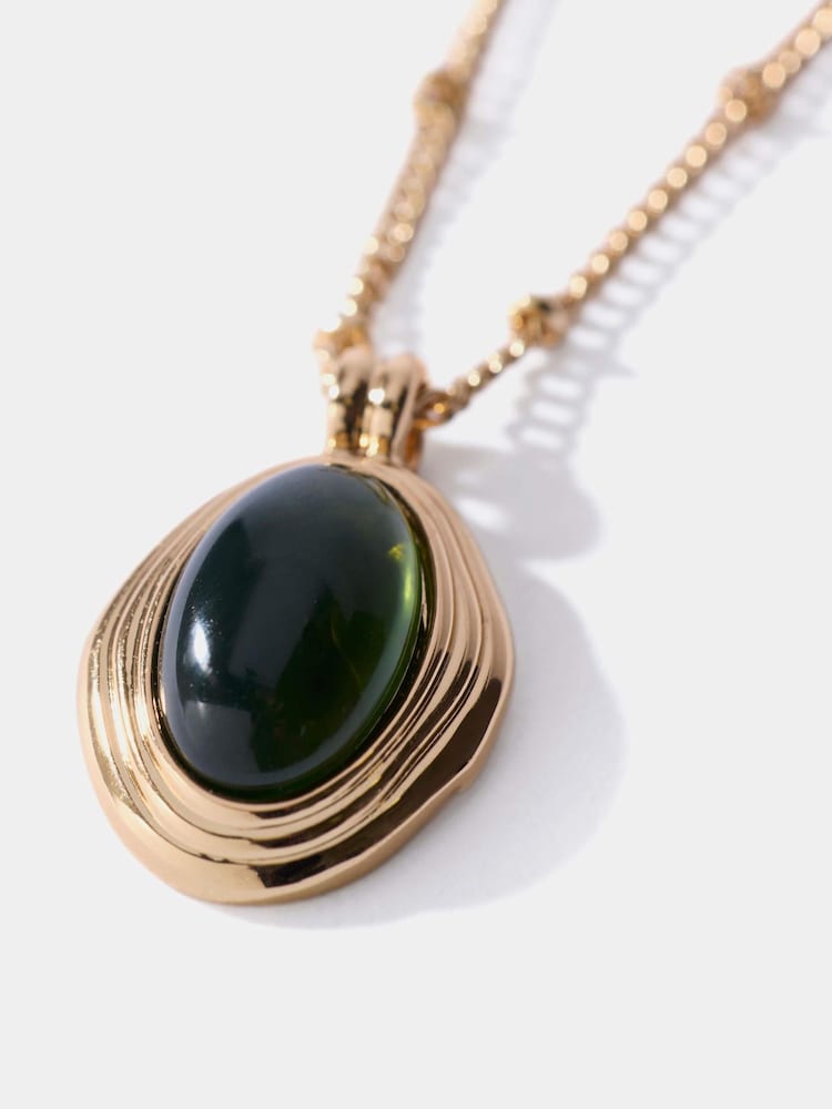 Mint Velvet Green Layered Resin Pendant Necklace - Image 4 of 4 Mint Velvet Green Layered Resin Pendant Necklace - Image 4 of 4