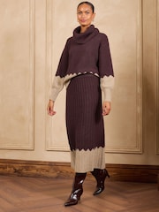 Love & Roses Burgundy Red and Beige Cosy Knitted Skirt - Image 2 of 4