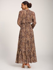 Marrón - Vestido largo de gasa con estampado de cachemira y manga larga de Jolie Moi - Imagen 2 de 6