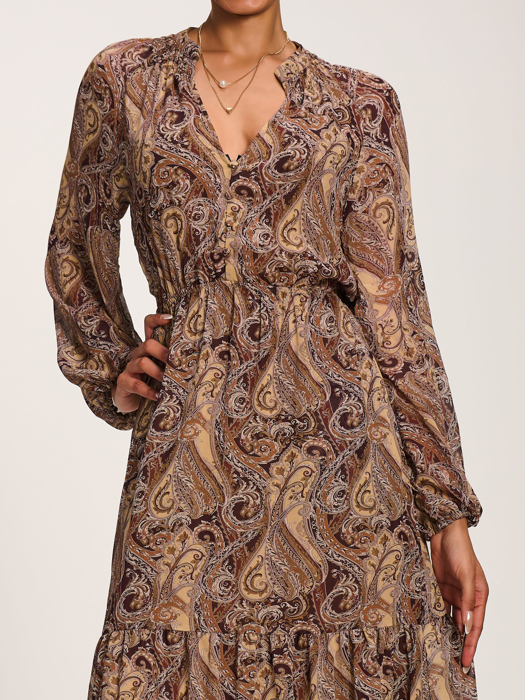 slimming plus size mother of the bride dresses Cicinia Grape Dress Long Chiffon Beaded Size:9.5 Rockport Garett Plain Toe Neckline:Boat Neck