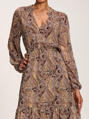 Marrón - Vestido largo de gasa con estampado de cachemira y manga larga de Jolie Moi - Imagen 3 de 6