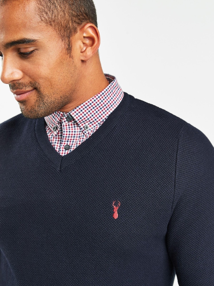 Vichy V bleu marine - Pull ras du cou en maille avec chemise simulée régulière - Image 3 of 6
