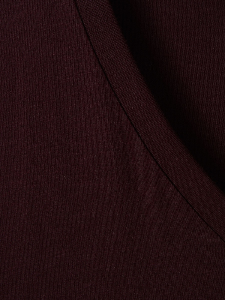 Reiss Bordeaux Dayton Cotton V-Neck T-Shirt - Image 6 of 6