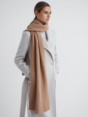 Reiss Pink Laurel Cashmere-Wool Scarf - Image 2 of 5