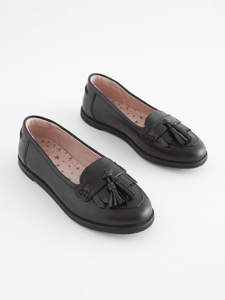 Schwarz - Quastenslipper aus Leder für die Schule - Bild 1 von 5 Schwarz - Quastenslipper aus Leder für die Schule - Bild 1 von 5