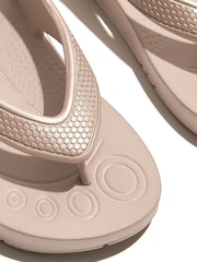 FitFlop Iqushion Kids Toddler Gold Shimmer Ergonomic Flip Flops - Image 4 of 4