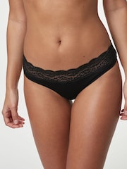 Blanc/Noir/Gris - Lot de 4 slips en dentelle - Image 2 de 9