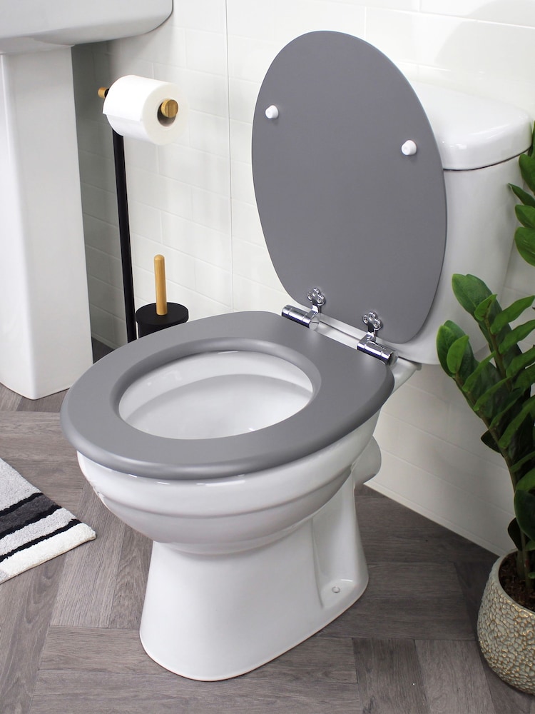 Showerdrape Grey Norfolk Soft Close Wooden Toilet Seat - Image 2 of 4