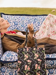 أسود روز - حقيبة كتب كبيرة من نسيج قطن 100% من Cath Kidston - صورة 2 من 9