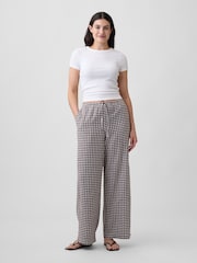 Pantalones de pernera ancha de tiro medio en mezcla de lino con cuadros sin cierres de Gap - Imagen 5 de 6