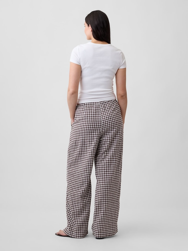 Pantalones de pernera ancha de tiro medio en mezcla de lino con cuadros sin cierres de Gap - Imagen 6 de 6