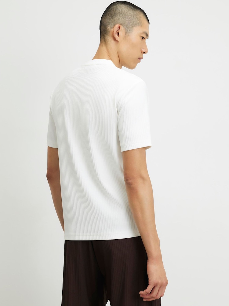 River Island Slim Fit Vertical Stripe Ottoman T-Shirt - صورة 2 من 4 River Island Slim Fit Vertical Stripe Ottoman T-Shirt - صورة 2 من 4