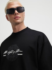 River Island Oversized Tatsuno Print T-Shirt - صورة 4 من 4