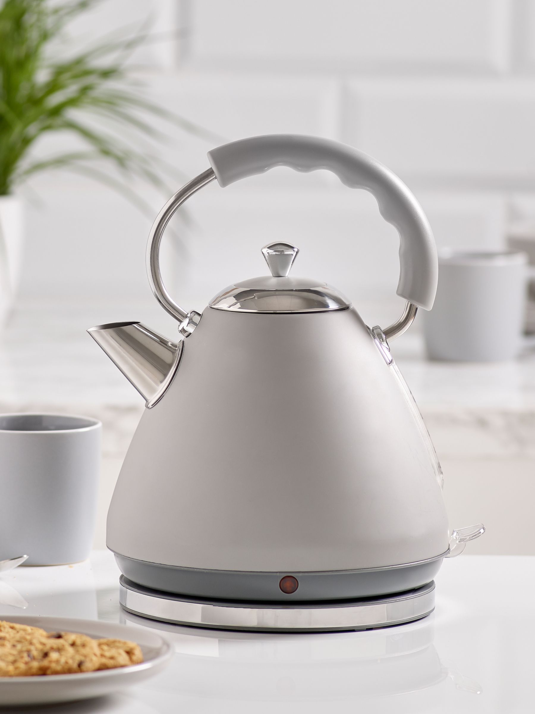 Pink pyramid kettle on sale