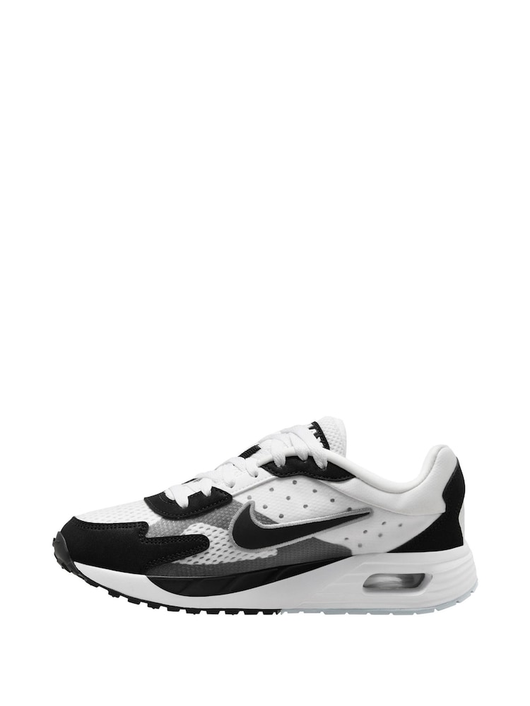 Nike White/Black Youth Air Max Solo Trainers - Image 2 of 4