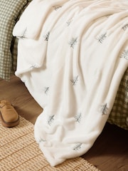 Furn Ecru Winter Pines Christmas Fleece Throw - Image 2 of 4