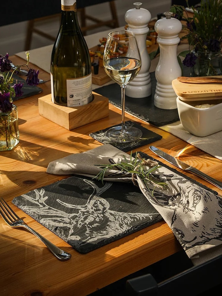 Selbrae House Set of 4 Black Stag Slate Coasters - Image 2 of 6 Selbrae House Set of 4 Black Stag Slate Coasters - Image 2 of 6