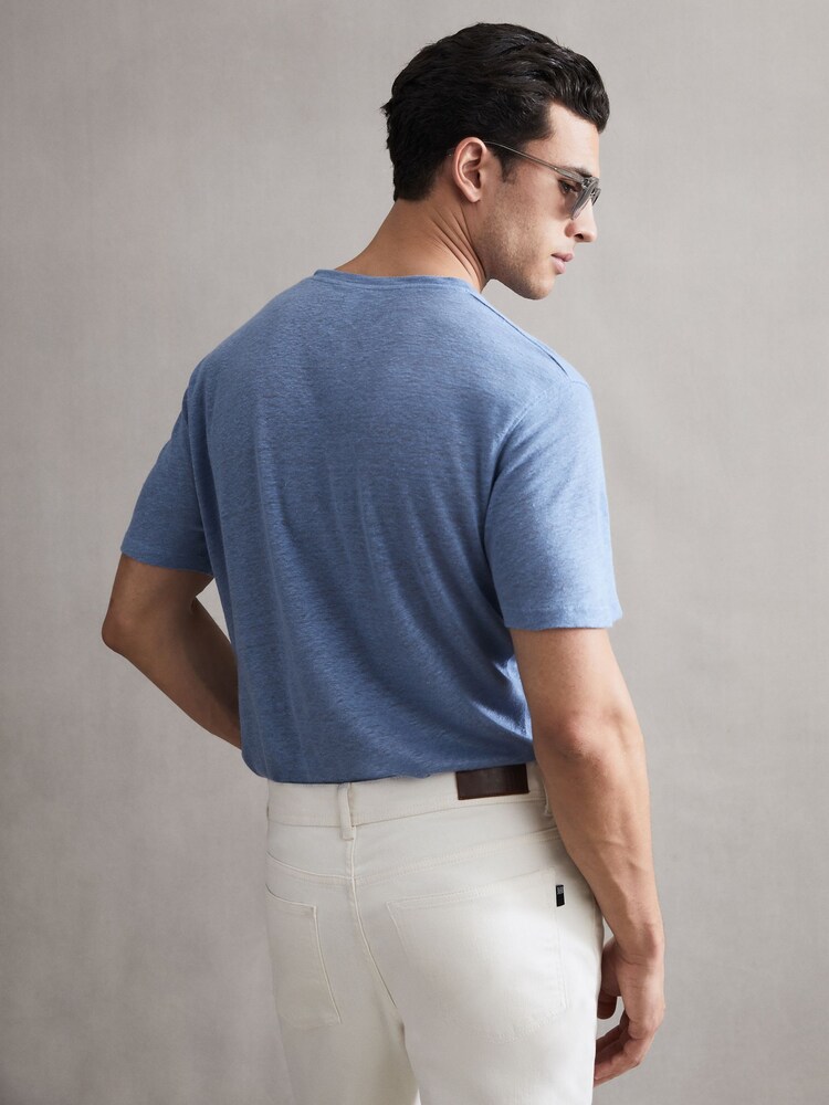 Reiss Dove Blue Venice Linen Crew Neck T-Shirt - Image 5 of 5 Reiss Dove Blue Venice Linen Crew Neck T-Shirt - Image 5 of 5
