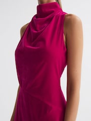 Reiss Giannon Asymmetrisches Midikleid aus Samt mit weitem Stehkragen - Bild 4 von 6