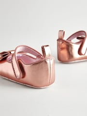 ذهبي وردي - حذاء Padders مزيّن بفيونكة للبنات من Baker By Ted Baker - صورة 7 من 7