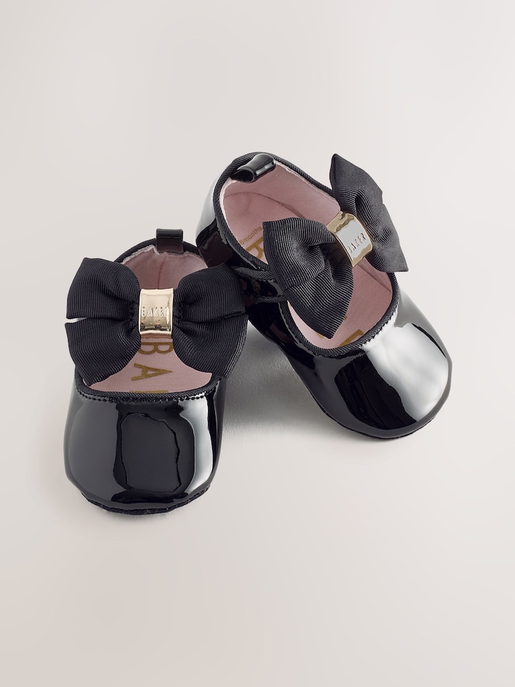 أسود لامع - حذاء Padders مزيّن بفيونكة للبنات من Baker By Ted Baker - صورة 1 من 6