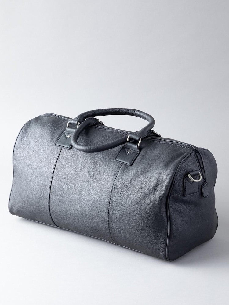 Lakeland Leather Black Medium Discoverer Leather Holdall - Image 1 of 7