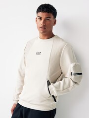 Naturlig - Emporio Armani EA7 Relaxed Fit Utility Tröja - Bild 1 av 1