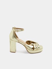 Yours Curve Gold Extra Wide Fit Knot Detail Platform Sandals - Image 3 of 5