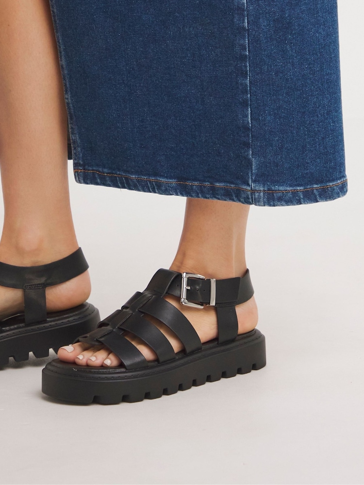 Simply Be Black Extra Wide Fit Fisherman Upper on Chunky Outsole Sandals - Image 2 of 4