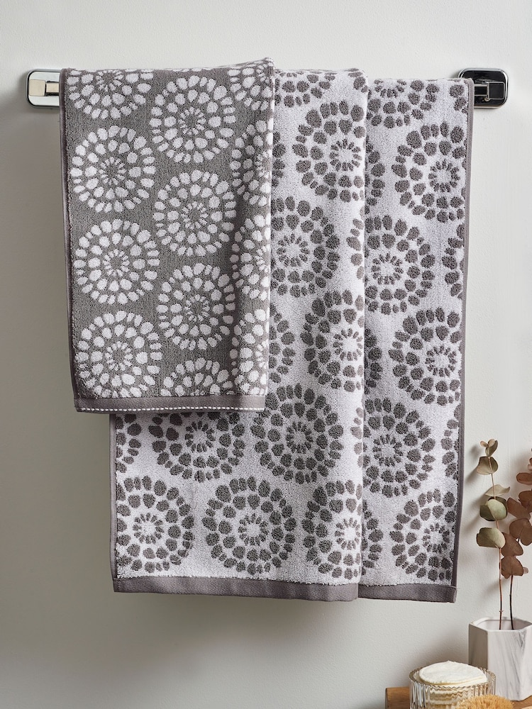 Grey Geo Charcoal Egyptian 100% Cotton Towel - Image 3 of 4