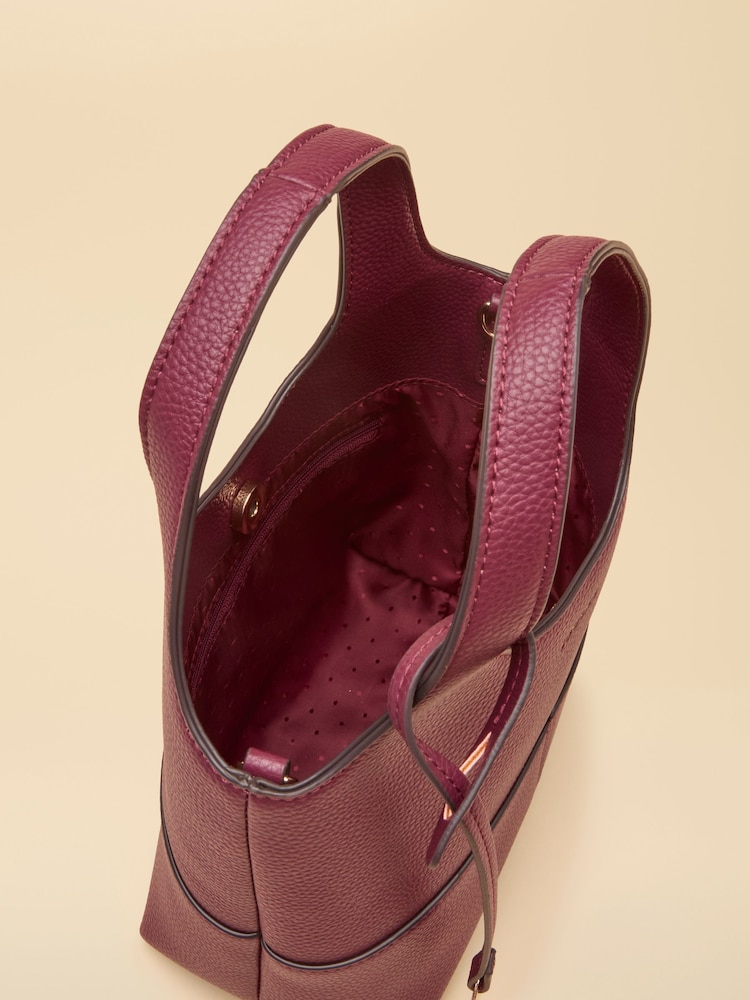 Joules Crossbody Berry Red Tophandle Tote Bag - Image 8 of 8 Joules Crossbody Berry Red Tophandle Tote Bag - Image 8 of 8
