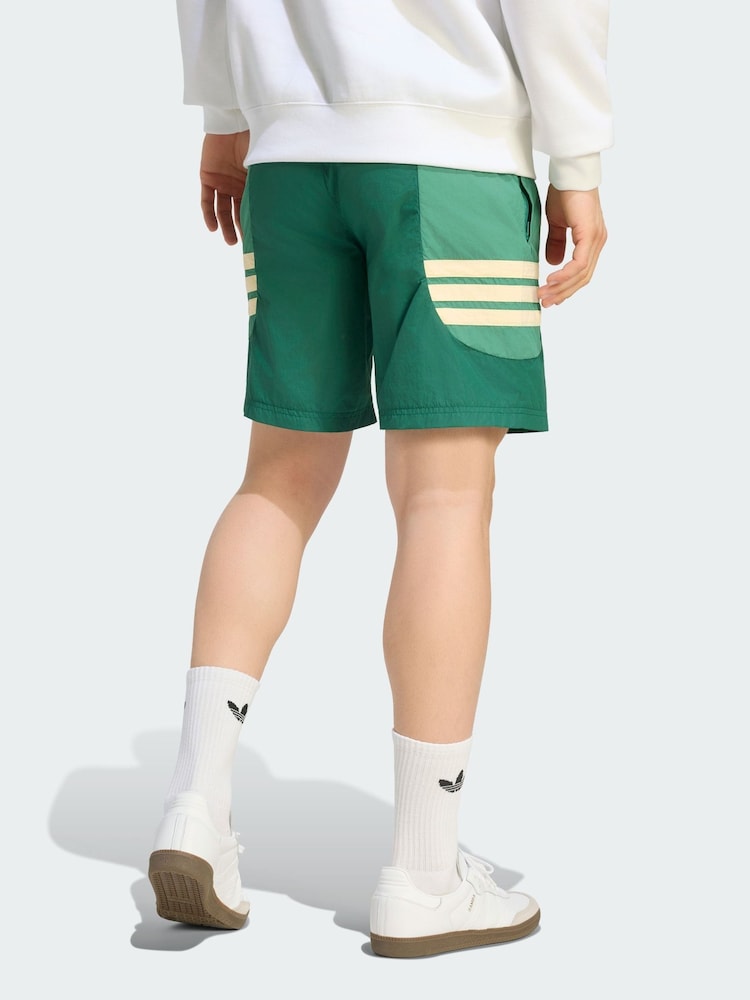 Pantalones cortos Munich Cutline de adidas Originals - Imagen 2 de 5