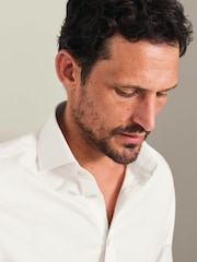 Charles Tyrwhitt Off White Non-Iron Twill Cutaway Slim Fit Shirt - Image 4 of 9