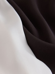 브라운/Cream - Lace Trim Satin Cami Tops 2 Pack - 5의 이미지 4