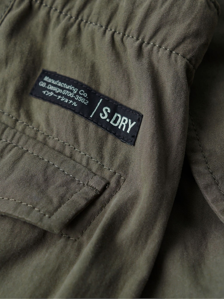 Vert - Pantalon utilitaire cargo Superdry Parachute Grip - Image 9 of 10